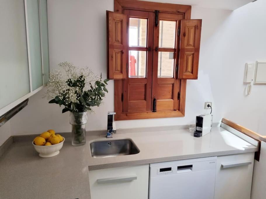 Loft & Private Rooftop With Bbq Sevilla Eksteriør bilde